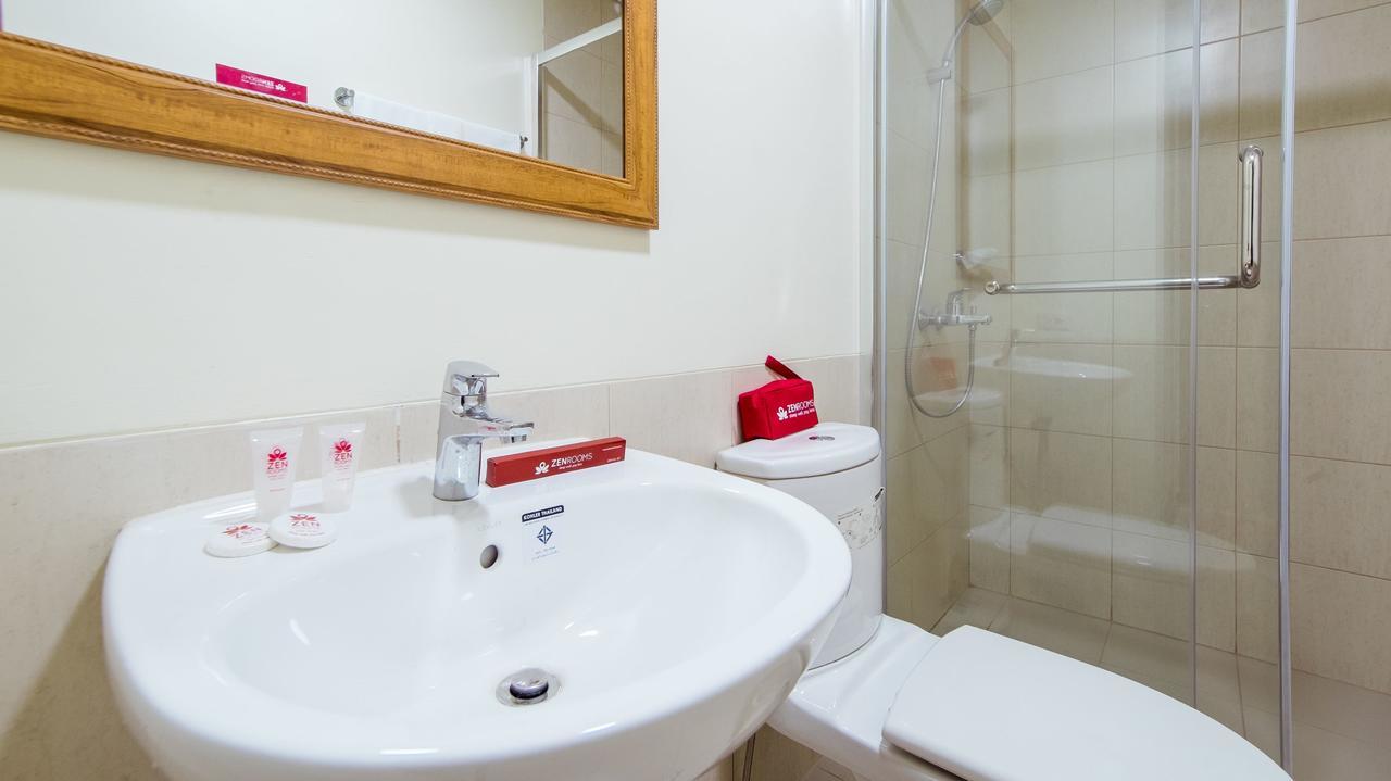 Zen Home At Icon Plaza Bgc Taguig Buitenkant foto